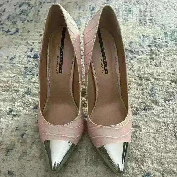 Like New Attitude pump by Jay Manuel size  9 - Picture 2 of 10